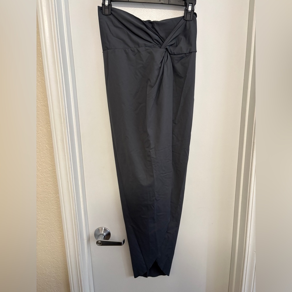 SKIMS women’s Gray Long Skirt small